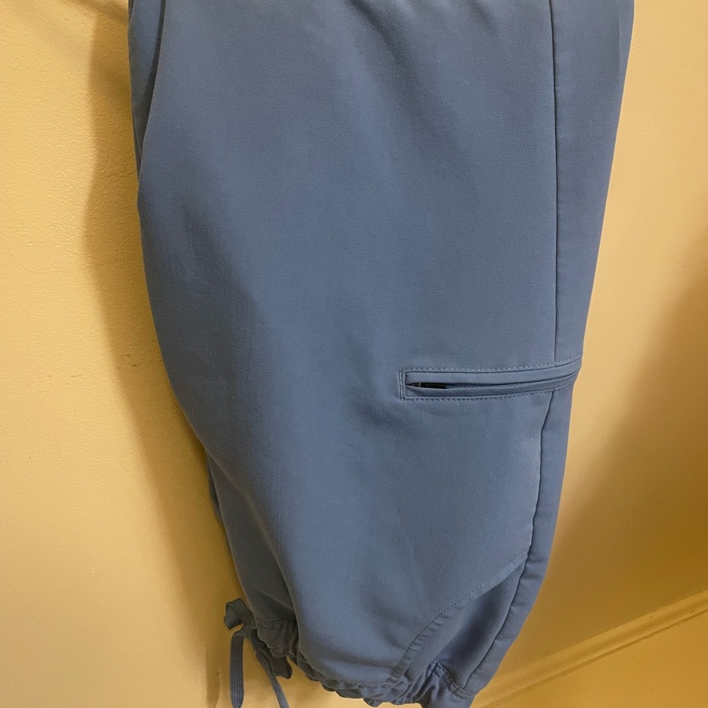 Jaanuu ceil blue jogger scrub pants